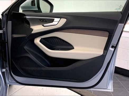 Used 2025 Audi A5 2.0T Premium Plus w/ Premium Plus AWD/4WD image 28