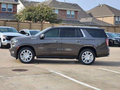 Used 2021 Chevrolet Tahoe High Country w/ Premium Package image 13