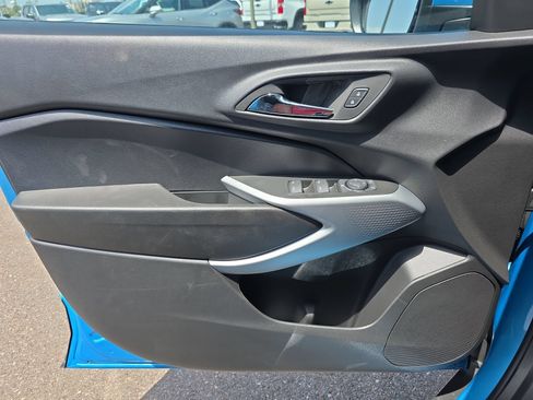 New 2026 Chevrolet Trax LS w/ LS Convenience Package FWD image 17