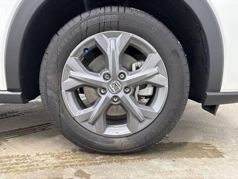 Certified 2026 Honda HR-V LX image 12