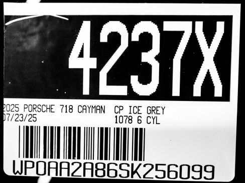 New 2025 Porsche 718 Cayman image 31