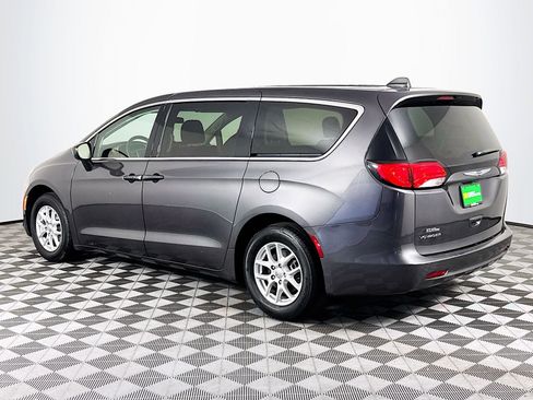 Used 2020 Chrysler Voyager LX FWD image 6
