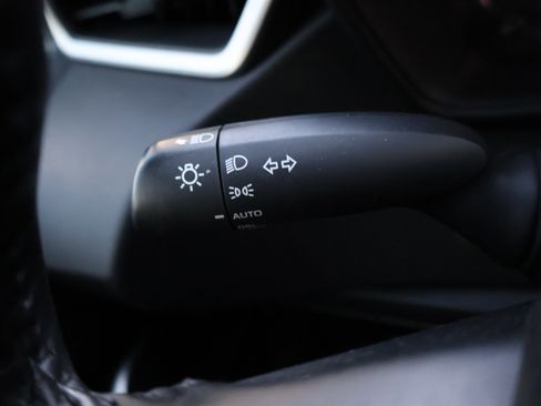 Used 2023 Toyota Corolla SE image 33