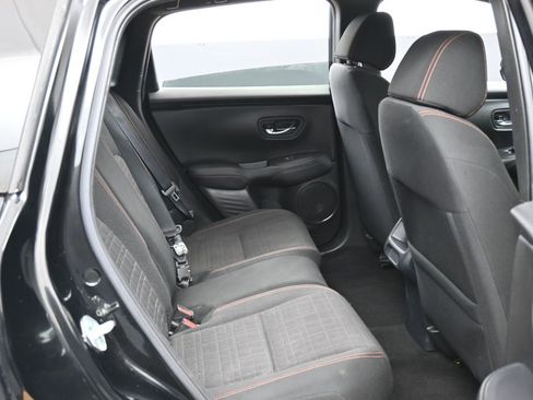 Used 2023 Honda HR-V Sport image 32