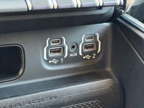 Used 2021 RAM 1500 Laramie image 28