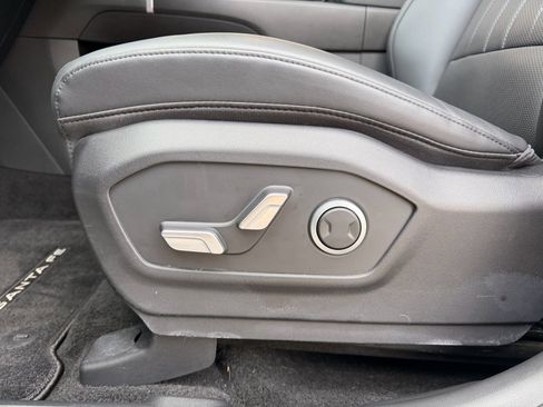 Used 2025 Hyundai Santa Fe XRT image 13
