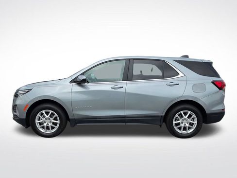 Used 2024 Chevrolet Equinox LT AWD/4WD image 2