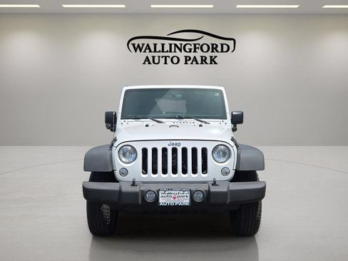 Used 2015 Jeep Wrangler Unlimited Sport w/ Quick Order Package 24S AWD/4WD image 2