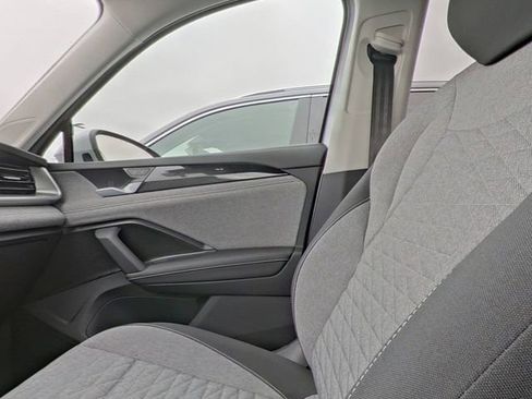 New 2026 Volkswagen Tiguan S FWD image 25