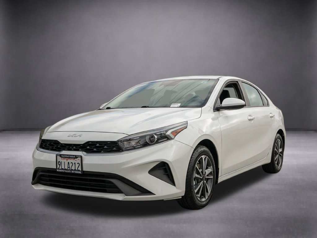 Used 2024 Kia Forte LXS FWD image 9