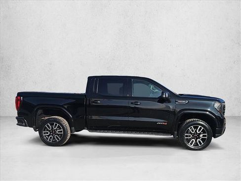 Used 2022 GMC Sierra 1500 AT4 w/ AT4 Premium Package image 6