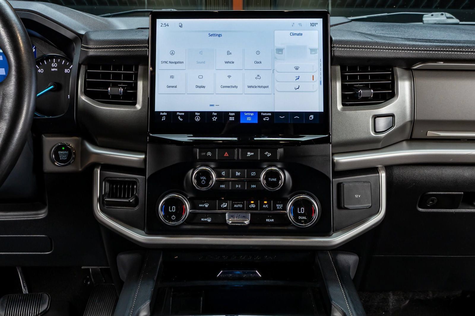 Used 2024 Ford Expedition XLT AWD/4WD image 23
