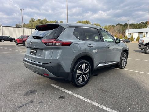 Used 2021 Nissan Rogue SL w/ Premium Package image 5