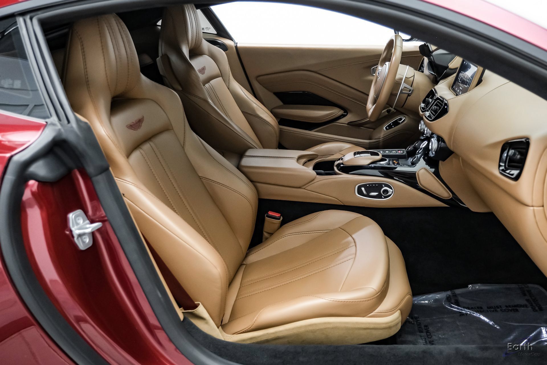 Used 2020 Aston Martin V8 Vantage Coupe RWD image 52