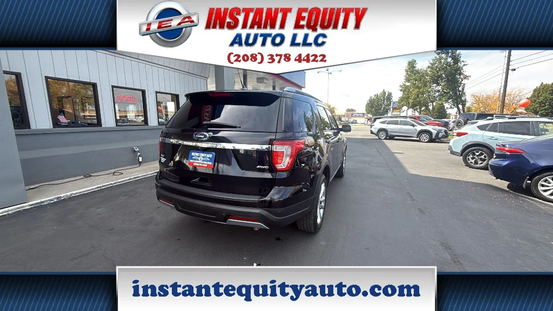 Used 2019 Ford Explorer XLT w/ Equipment Group 202A AWD/4WD image 21
