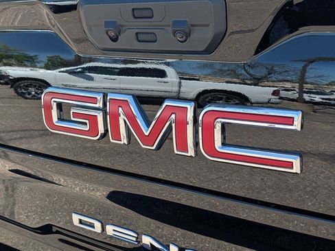 New 2026 GMC Sierra 1500 Denali w/ Denali Reserve Package AWD/4WD image 17