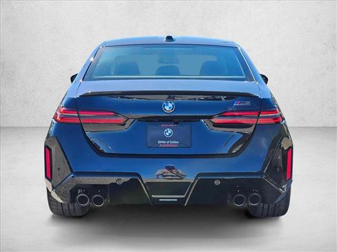 New 2026 BMW M5 image 6