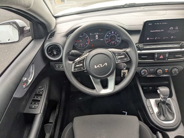 Used 2024 Kia Forte LXS w/ LXS Technology Package FWD image 14