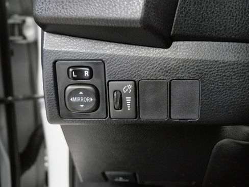 Used 2014 Toyota Corolla L image 26