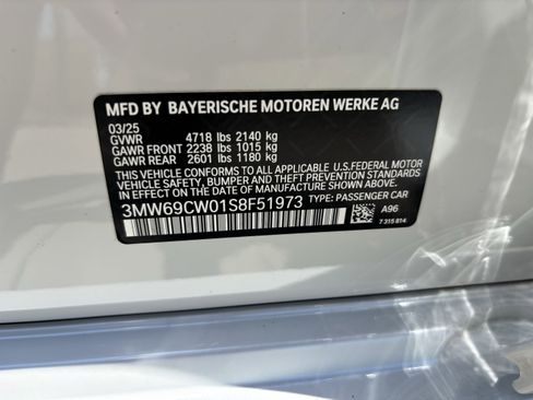 Certified 2025 BMW 330i Sedan RWD image 37