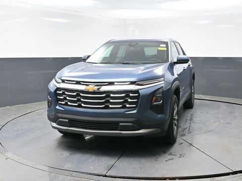 Used 2025 Chevrolet Equinox LT image 8