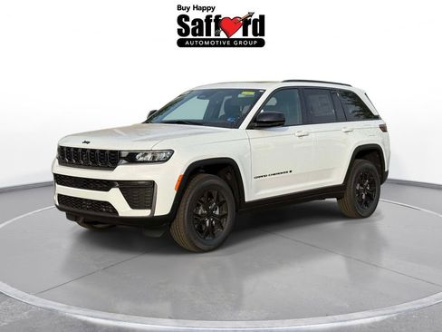 New 2026 Jeep Grand Cherokee 4WD image 1