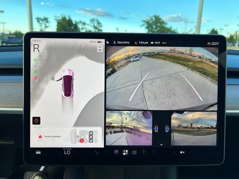 Used 2023 Tesla Model Y Long Range AWD/4WD image 12