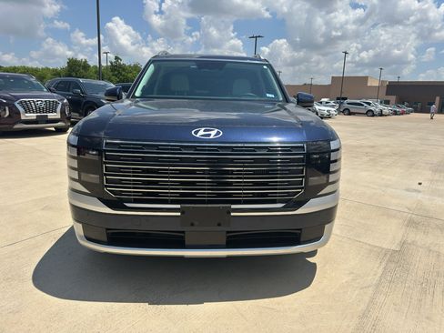Used 2026 Hyundai Palisade Calligraphy AWD/4WD image 2