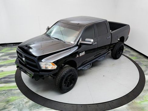 Used 2018 RAM 2500 Tradesman w/ Popular Equipment Group image 29