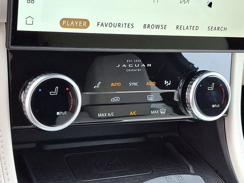 Used 2026 Jaguar F-PACE R-Dynamic S AWD/4WD image 25