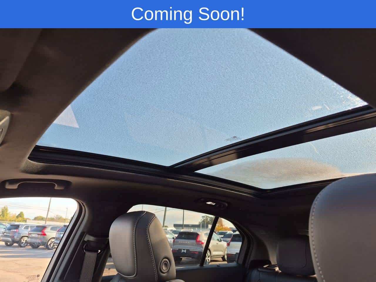 Used 2025 Cadillac XT4 Premium Luxury FWD image 19