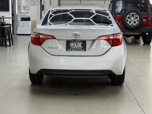 Used 2019 Toyota Corolla LE FWD image 3