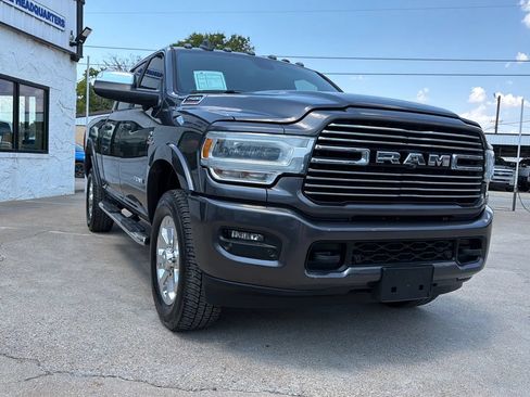 Used 2019 RAM 2500 Laramie AWD/4WD image 4