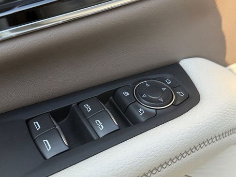 New 2026 GMC Yukon Denali w/ Sun & Power Step Package image 28