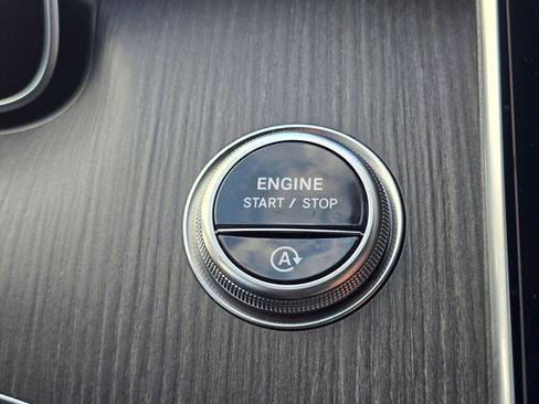 New 2026 Mercedes-Benz C 300 4MATIC Sedan image 43