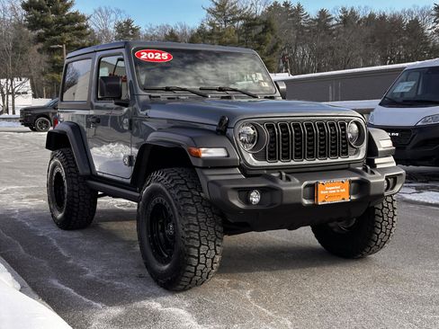 Certified 2025 Jeep Wrangler Sport AWD/4WD image 19