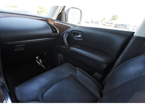Used 2019 Nissan Armada Platinum RWD image 13
