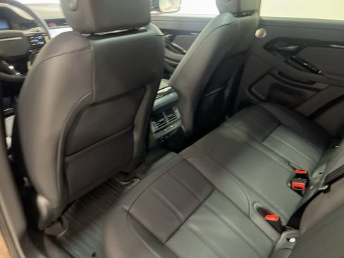 Used 2026 Land Rover Range Rover Evoque Dynamic SE AWD/4WD image 21