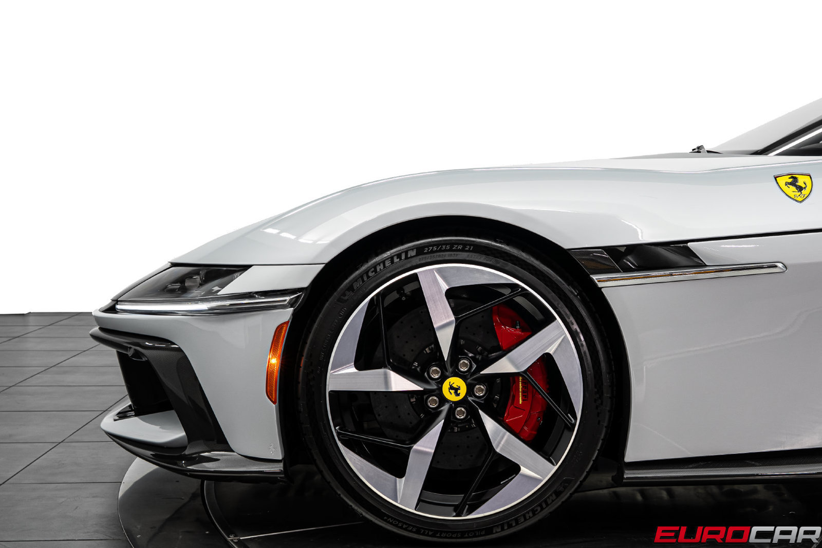 Used 2025 Ferrari 12Cilindri RWD image 15