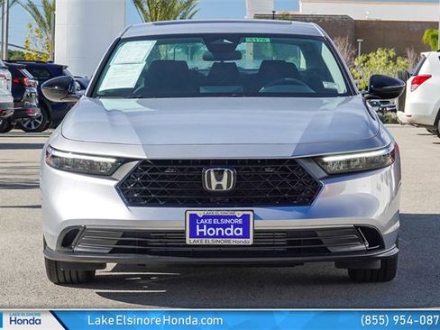 Certified 2025 Honda Accord SE image 3