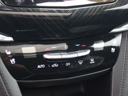 Used 2020 Cadillac XT6 Premium Luxury AWD/4WD image 29