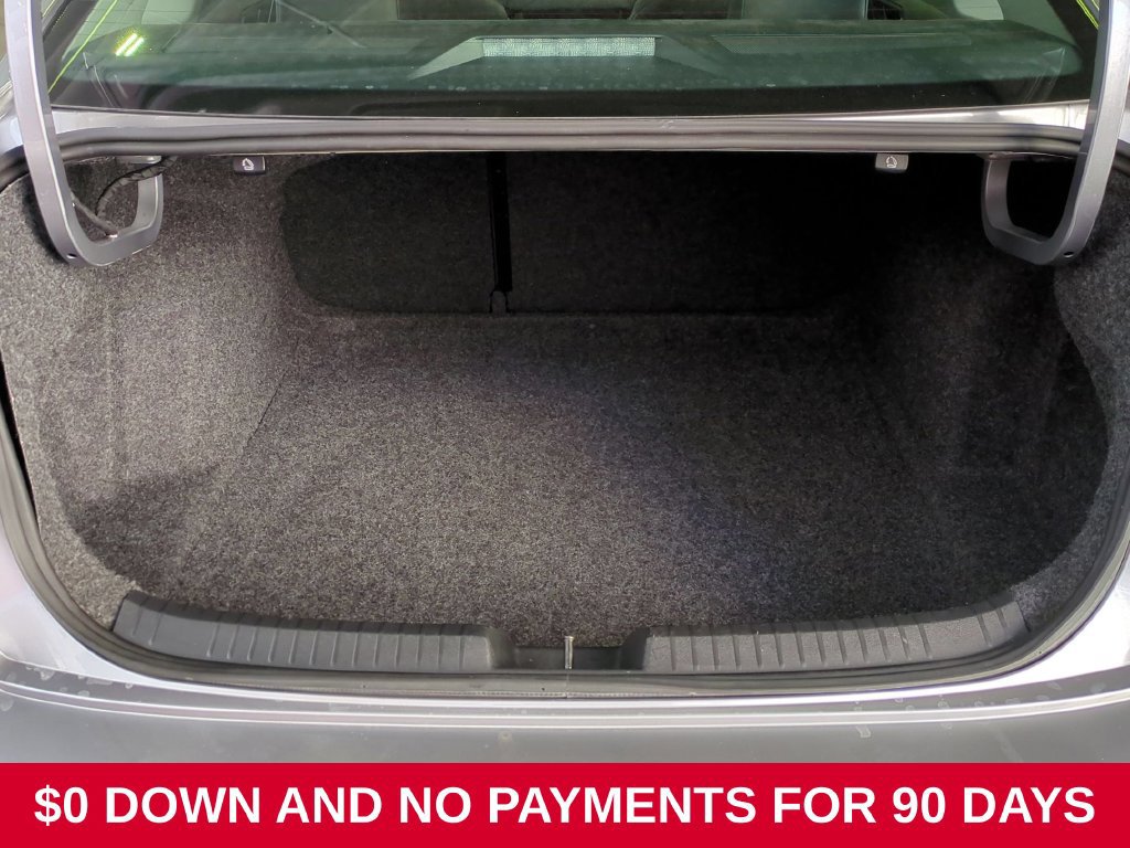 Used 2025 Volkswagen Jetta SE FWD image 26