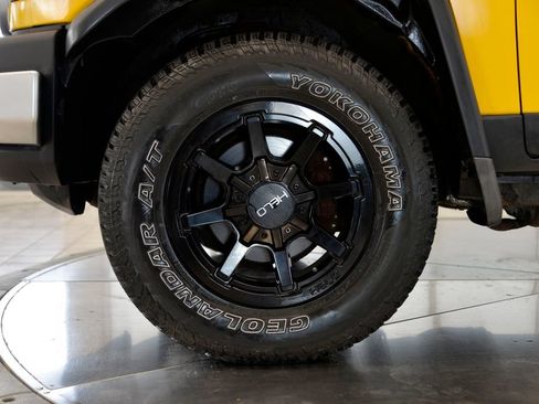 Used 2007 Toyota FJ Cruiser 4WD w/ Upgrade Pkg 2 image 10