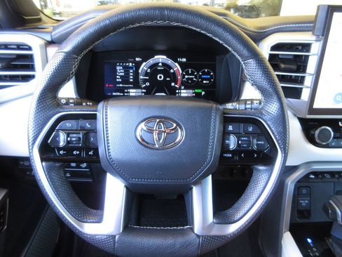 Used 2023 Toyota Sequoia Capstone AWD/4WD image 14