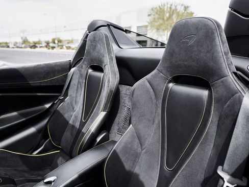 Used 2021 McLaren 720S Luxury RWD image 42