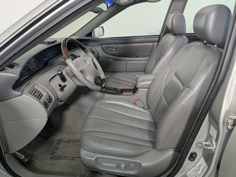 Used 2003 Toyota Avalon XLS FWD image 19