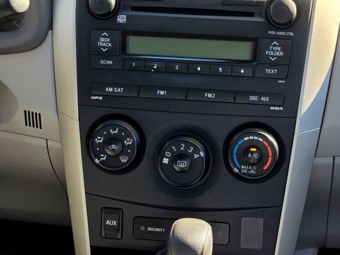 Used 2009 Toyota Corolla LE FWD image 20
