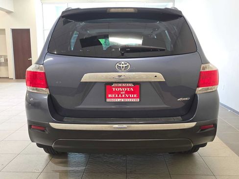 Used 2013 Toyota Highlander Limited AWD/4WD image 5