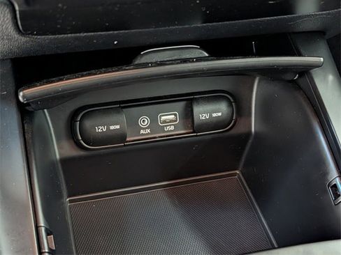 Used 2019 Kia Sorento LX image 21