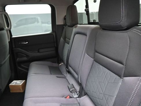 New 2025 Nissan Frontier SV w/ SV Convenience Package image 12